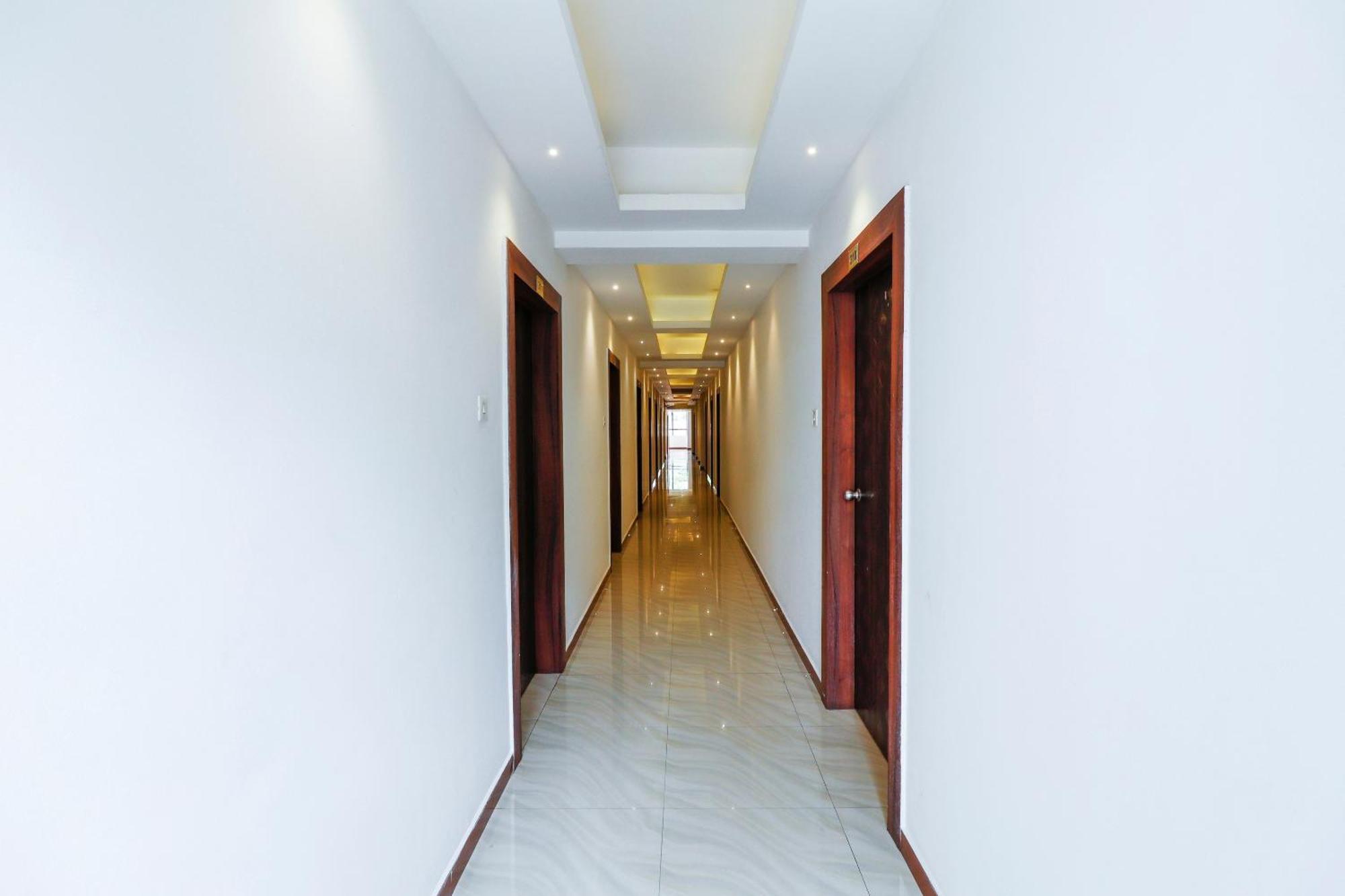 Готель Capital O Sai Arya Residency Мангалур Екстер'єр фото